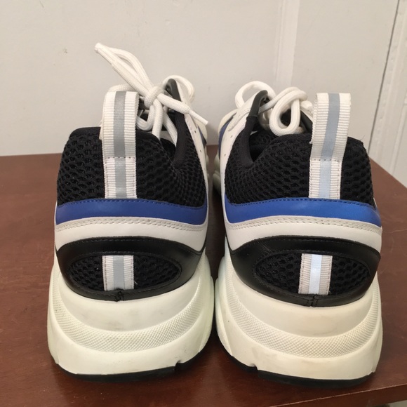 Dior B22 Authentic Blue/White  Sneakers Made in Italy serial number 20HLS 51. - Picture 10 of 12